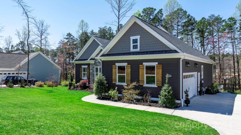 Property image 3 at 4537 N Wynswept Drive, Maiden, NC 28650