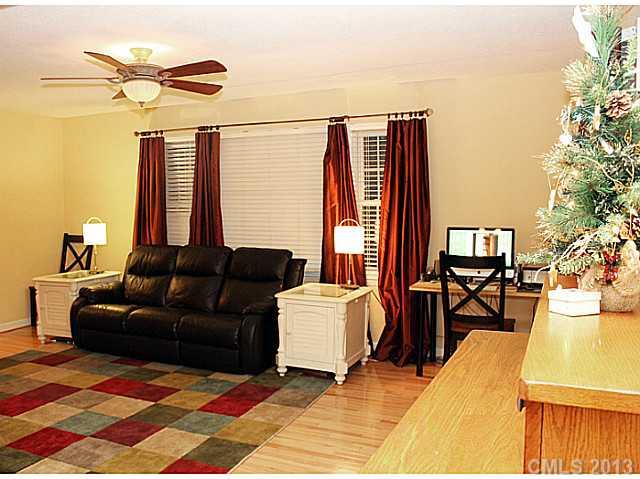 Property image 3 at 1932 Briarwood Circle, Fort Mill, SC 29715