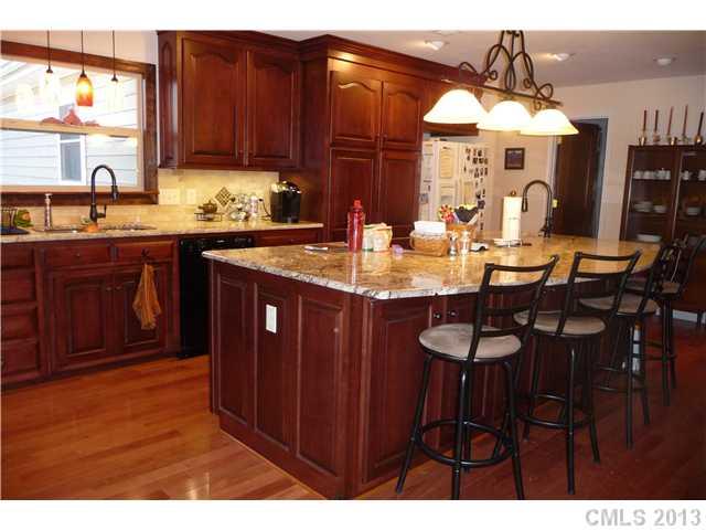 Property image 4 at 1942 Hickory Hills Drive, Denver, NC 28037