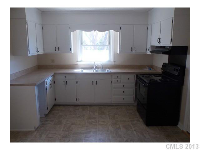 Property image 2 at 1202 Gidney Street, Shelby, NC 28150