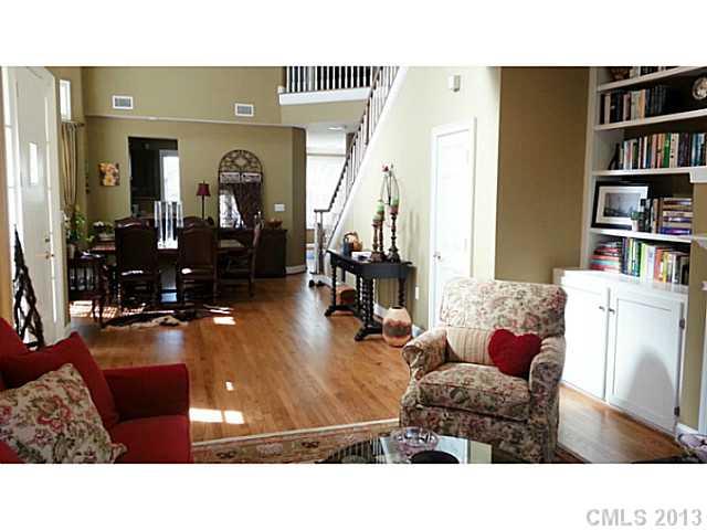 Property image 2 at 224 Wendover Heights Circle, Charlotte, NC 28211