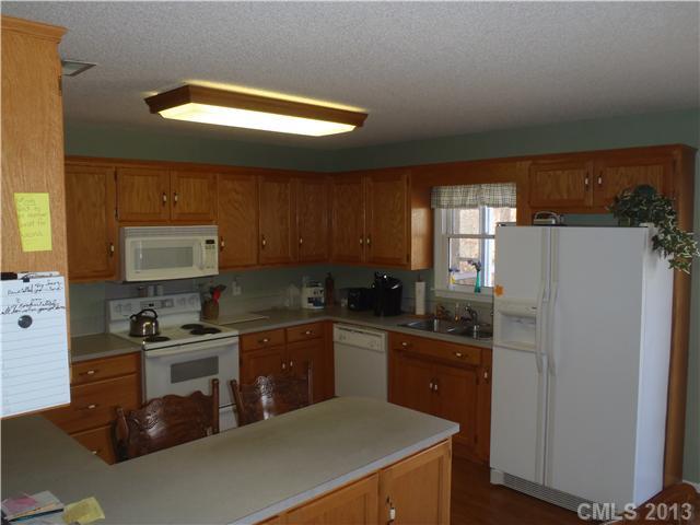 Property image 4 at 138 Grayrock Drive, Statesville, NC 28677