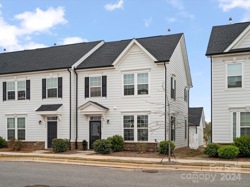 Property image 2 at 5040 Patton Drive, Gastonia, NC 28056