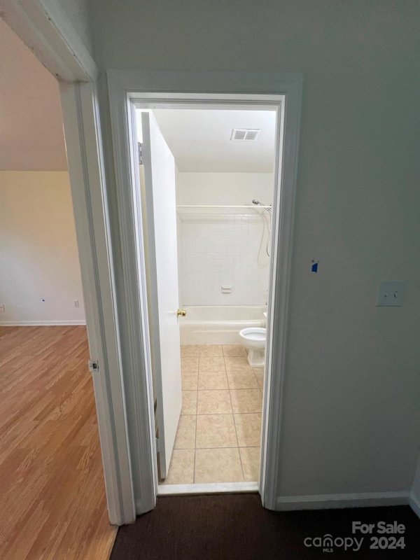 Property image 2 at 1239 Archdale Drive, Charlotte, NC 28217