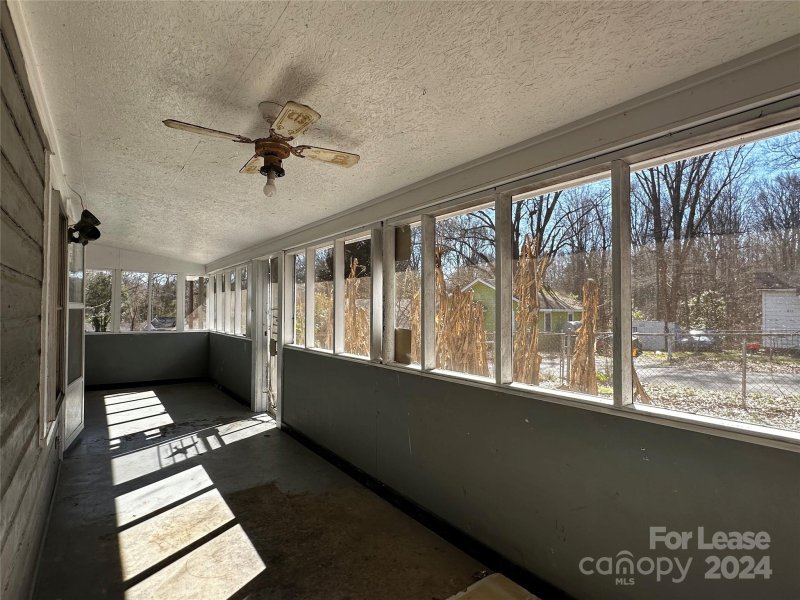 Property image 3 at 810 Evening Shade Lane, Gastonia, NC 28052