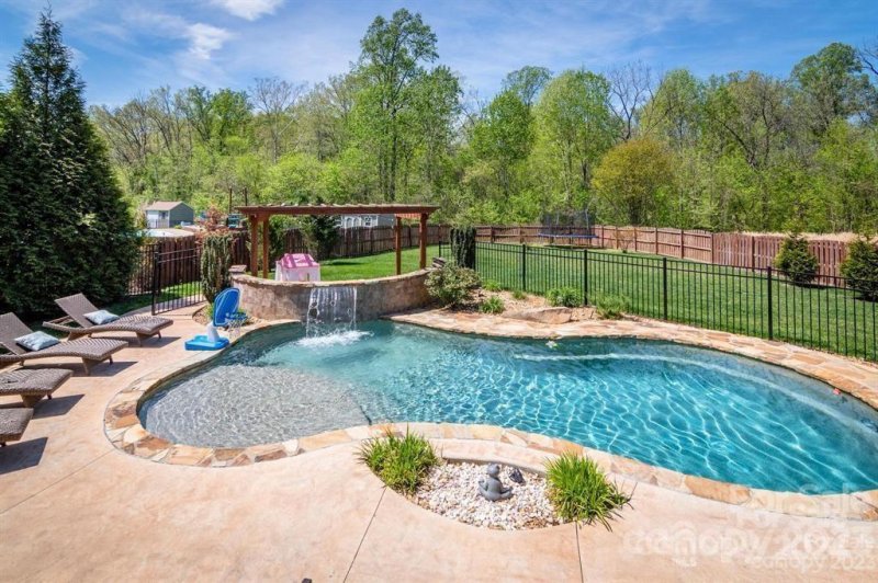 Property image 2 at 217 Crimson Orchard Drive, Mooresville, NC 28115