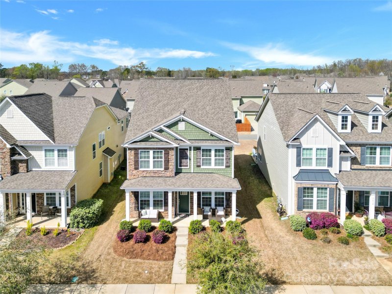 Property image 2 at 9618 Hyghbough Street, Huntersville, NC 28078