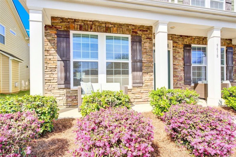 Property image 5 at 9618 Hyghbough Street, Huntersville, NC 28078