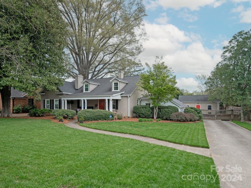 Property image 2 at 615 Westbury Road, Charlotte, NC 28211