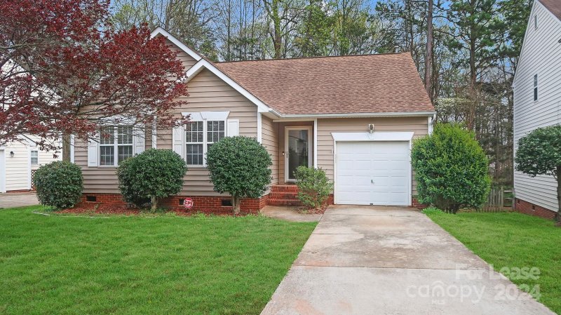 2830 Black Walnut Lane