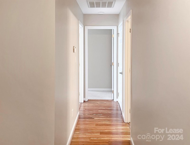 Property image 4 at 2830 Black Walnut Lane, Charlotte, NC 28262