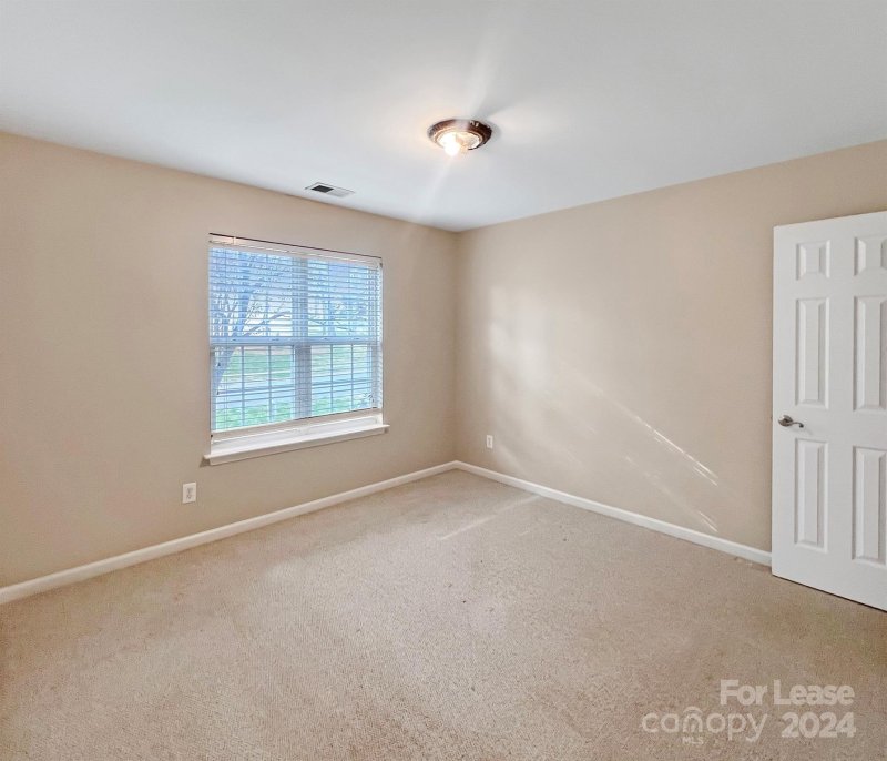 Property image 5 at 2830 Black Walnut Lane, Charlotte, NC 28262