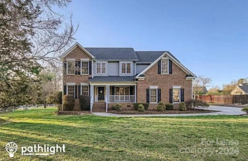 912 Gristmill Drive