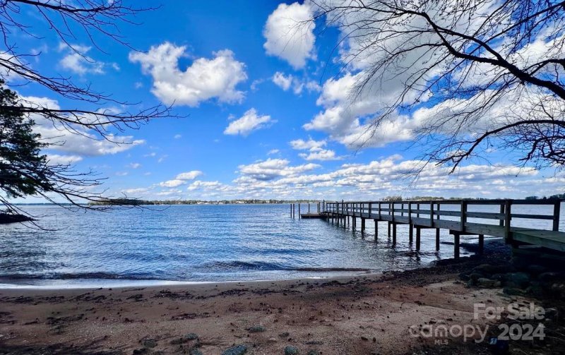 Property image 4 at 8303 Luckey Point Road, Denver, NC 28037