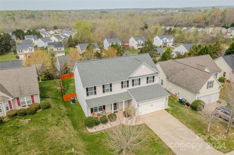 Property image 2 at 108 Ashton Bluff Circle, Mount Holly, NC 28120