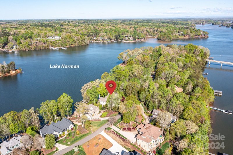 Property image 4 at 318 Windemere Isle Road, Statesville, NC 28677