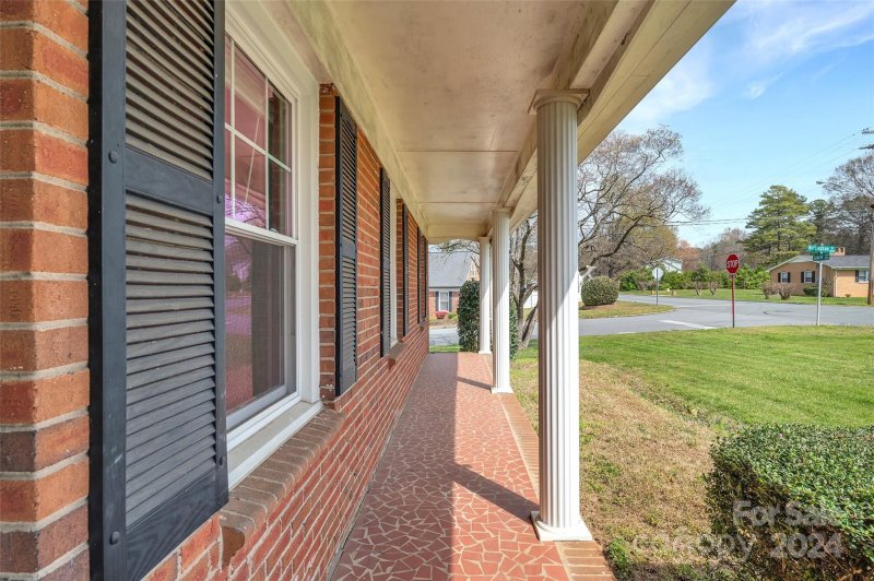 Property image 5 at 1205 Laurel Lane, Gastonia, NC 28054