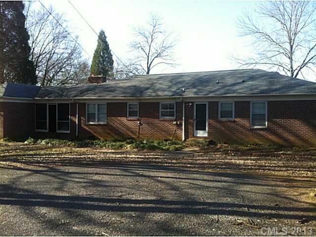 Property image 2 at 805 Catawba Street, Belmont, NC 28012
