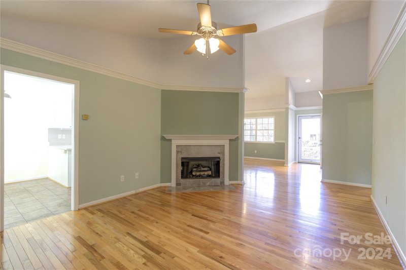 Property image 2 at 1112 Citation Circle, Hendersonville, NC 28739