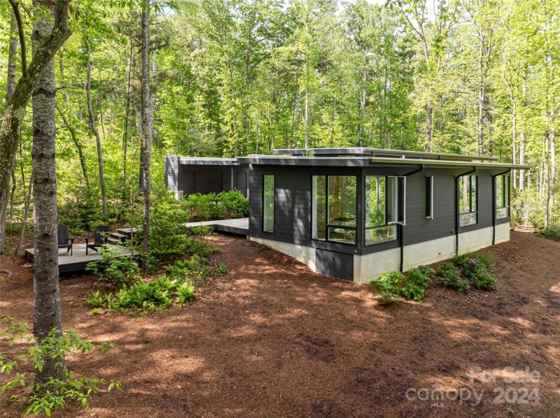 Property image 3 at 37 Trail Top Drive, Asheville, NC 28805