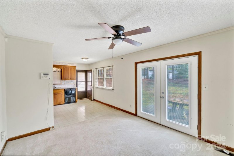 Property image 4 at 1116 Rosada Drive, Charlotte, NC 28213