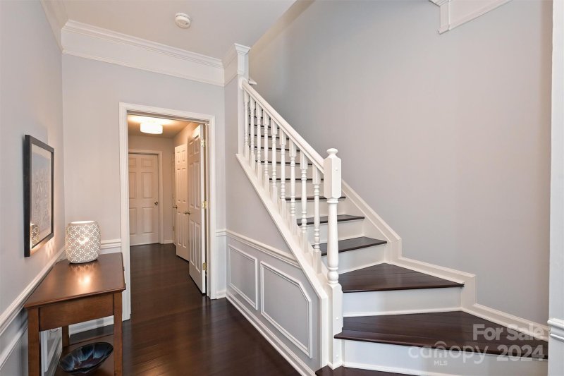 Property image 3 at 5509 Werburgh Street, Charlotte, NC 28209