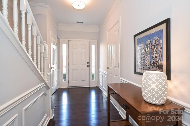 Property image 4 at 5509 Werburgh Street, Charlotte, NC 28209