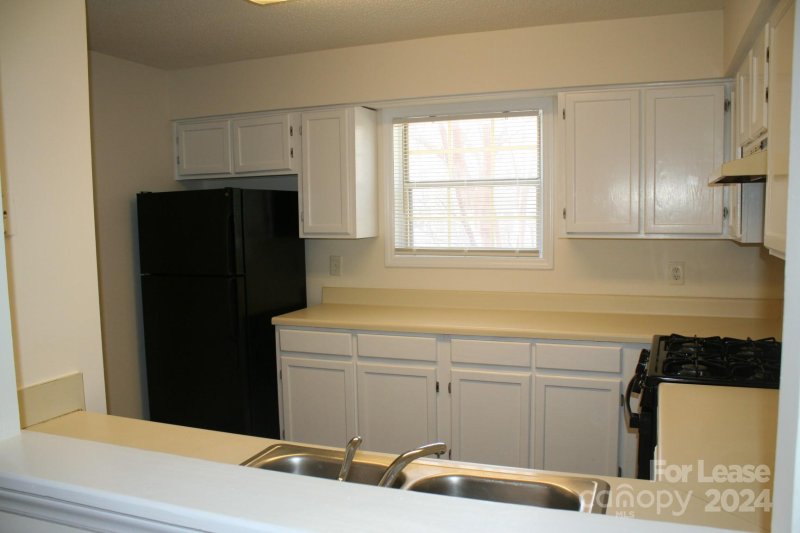 Property image 5 at 6021 Pinebark Court, Charlotte, NC 28212