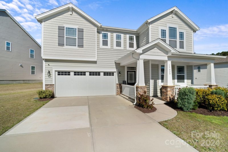 Property image 3 at 19020 Hawk Haven Lane, Charlotte, NC 28278