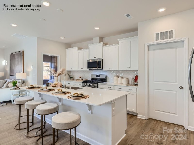 Property image 2 at 19014 Direwolf Cove, Charlotte, NC 28278