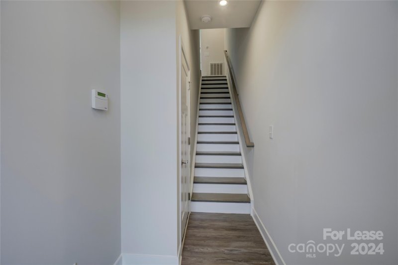 Property image 5 at 252 Parkwood Avenue, Charlotte, NC 28206