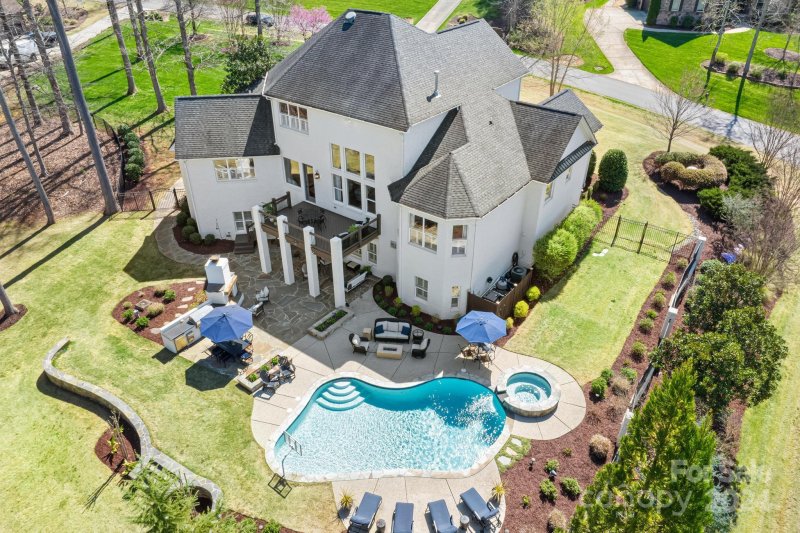 Property image 5 at 109 Walking Horse Trail, Davidson, NC 28036