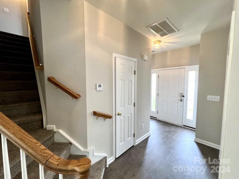 Property image 3 at 3519 Balsam Tree Drive, Charlotte, NC 28269