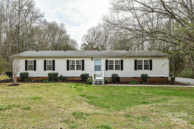 7111 Waxhaw Creek Road