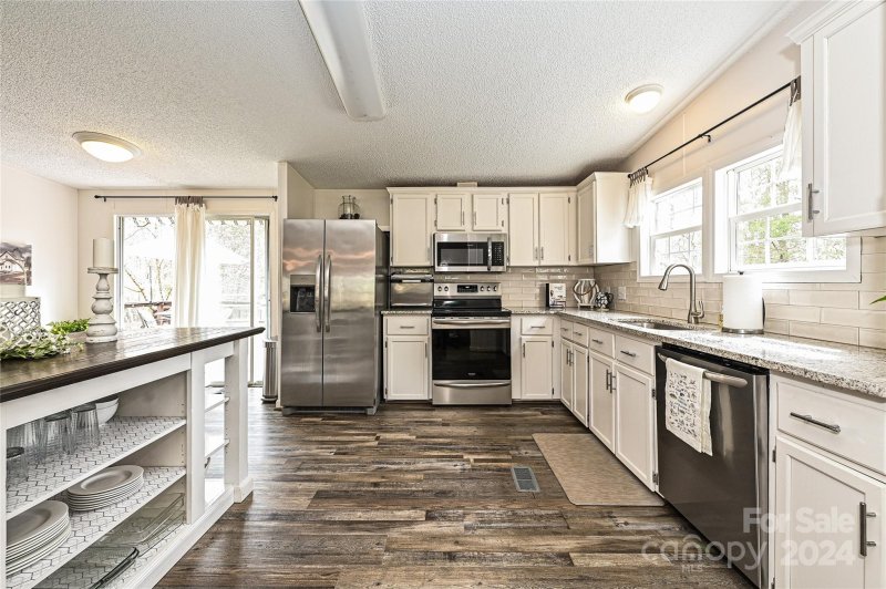 Property image 4 at 7111 Waxhaw Creek Road, Waxhaw, NC 28173