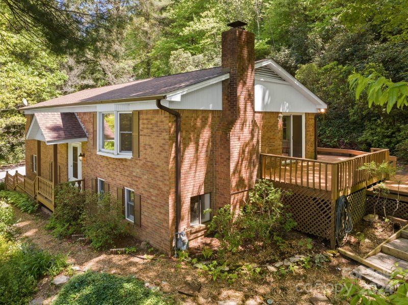 Property image 3 at 247 Park Lane, Hendersonville, NC 28791