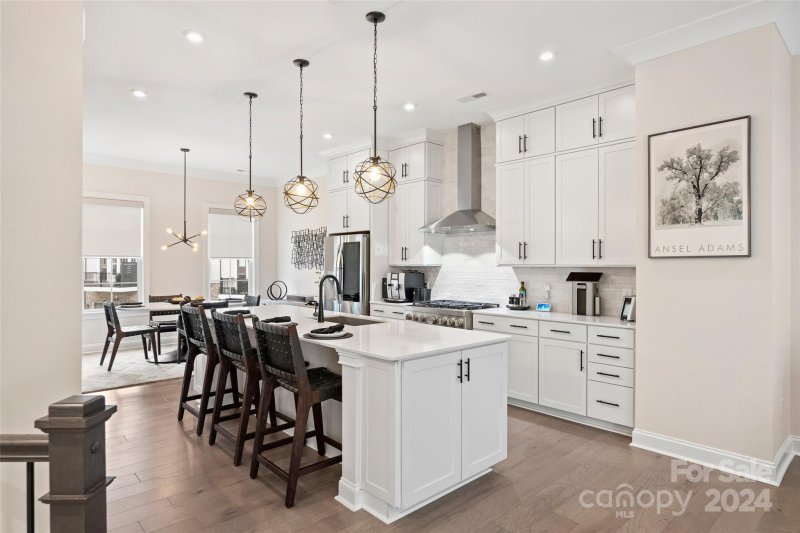 Property image 3 at 5058 Harrowsmith Lane, Charlotte, NC 28204