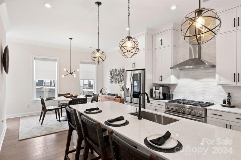 Property image 4 at 5058 Harrowsmith Lane, Charlotte, NC 28204