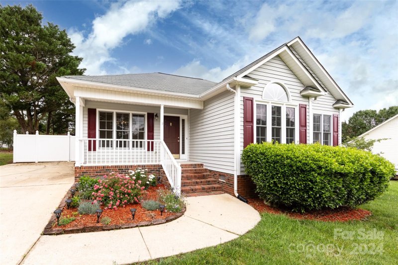 1658 Amanda Lane
