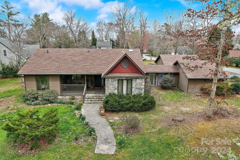 Property image 2 at 14 Blue Heron Drive, Mills River, NC 28759