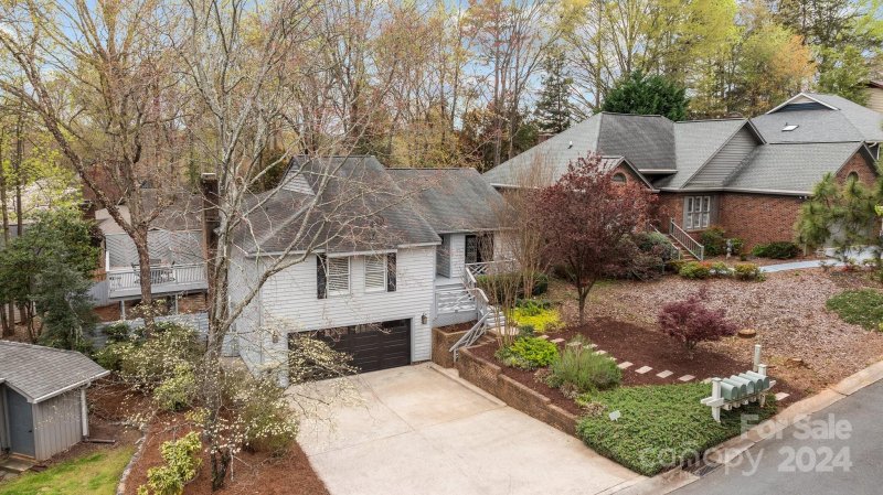 Property image 3 at 13 Shipmaster Court, Lake Wylie, SC 29710