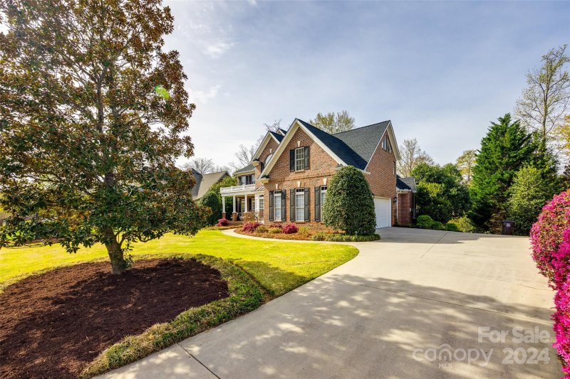 Property image 2 at 551 Benton Lane, Rock Hill, SC 29732