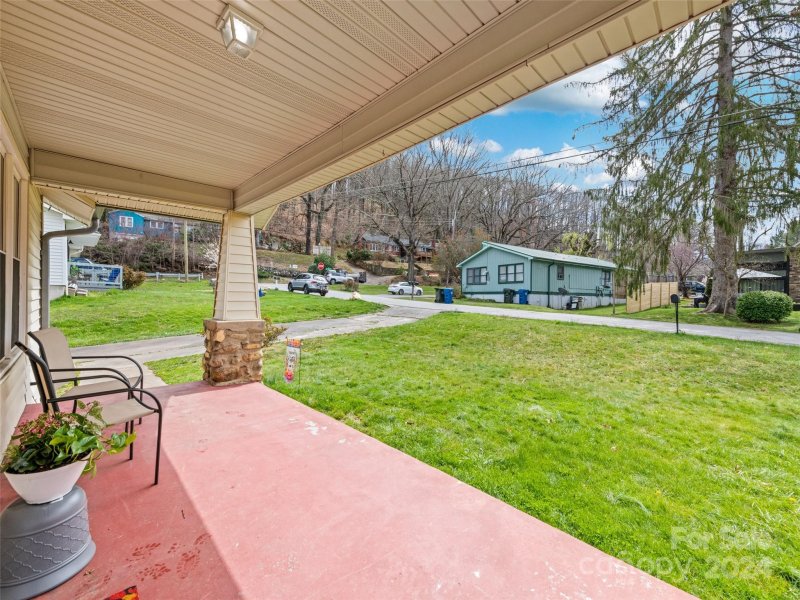 Property image 4 at 101 Mississippi Avenue, Waynesville, NC 28786