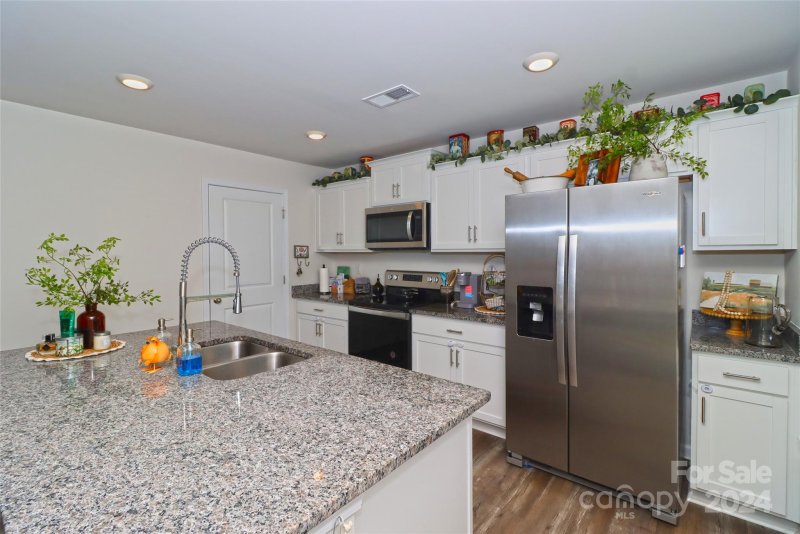 Property image 3 at 2247 Meadow Stream Drive, Sherrills Ford, NC 28673