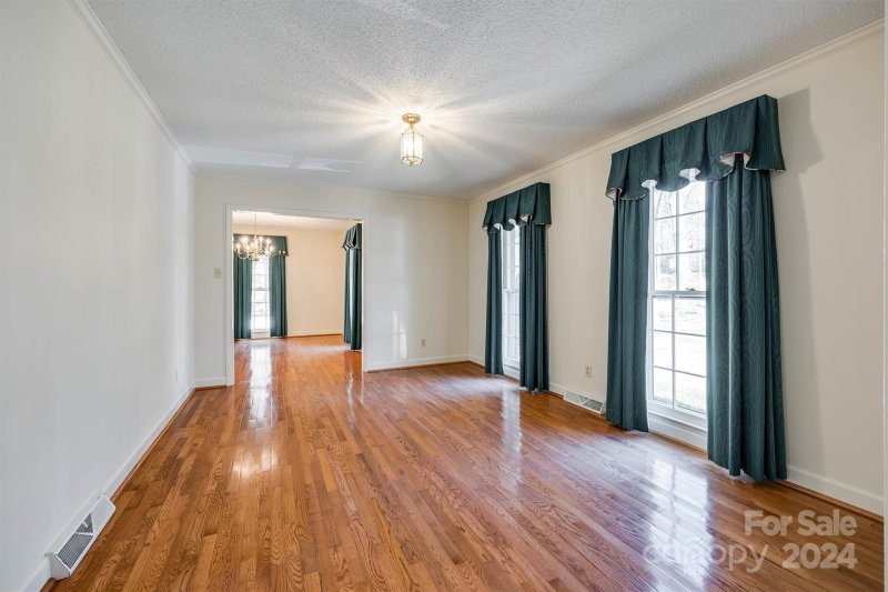 Property image 5 at 400 Lakeview Drive, York, SC 29745