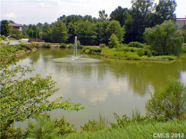 Property image 3 at 121 Rolling Hill Road, Mooresville, NC 28117