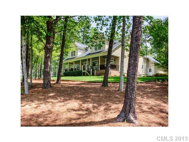 Property image 2 at 149 Grand Bay Drive, Mooresville, NC 28117