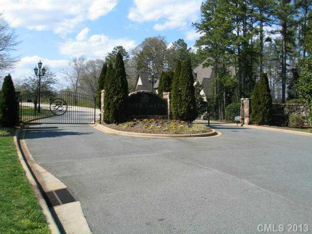 Property image 3 at 8112 Bay View Lane, Belmont, NC 28012