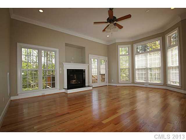 Property image 3 at 110 Lake Hills Drive, Mooresville, NC 28117
