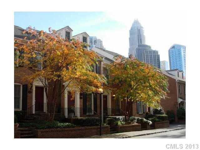 Property image 2 at 520 N Poplar Street, Charlotte, NC 28202